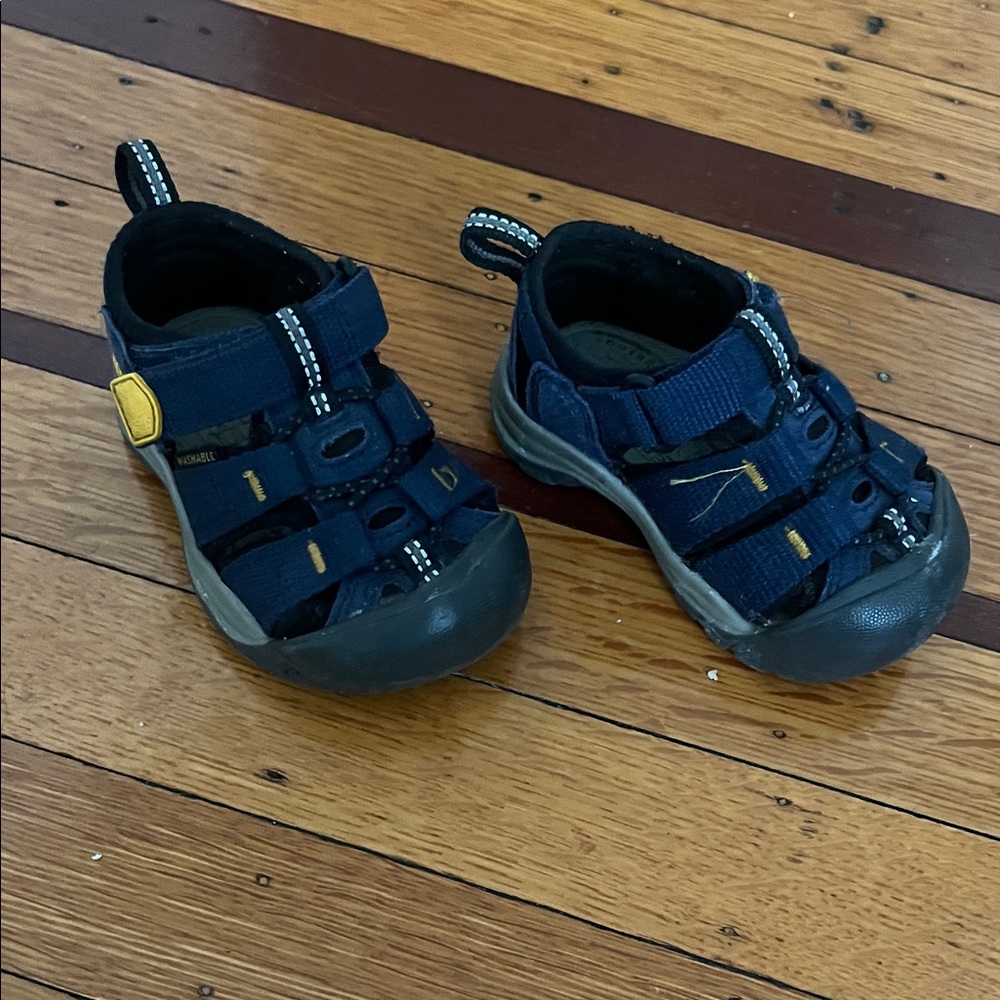 Keen Kids' Navy and Yellow Sandals